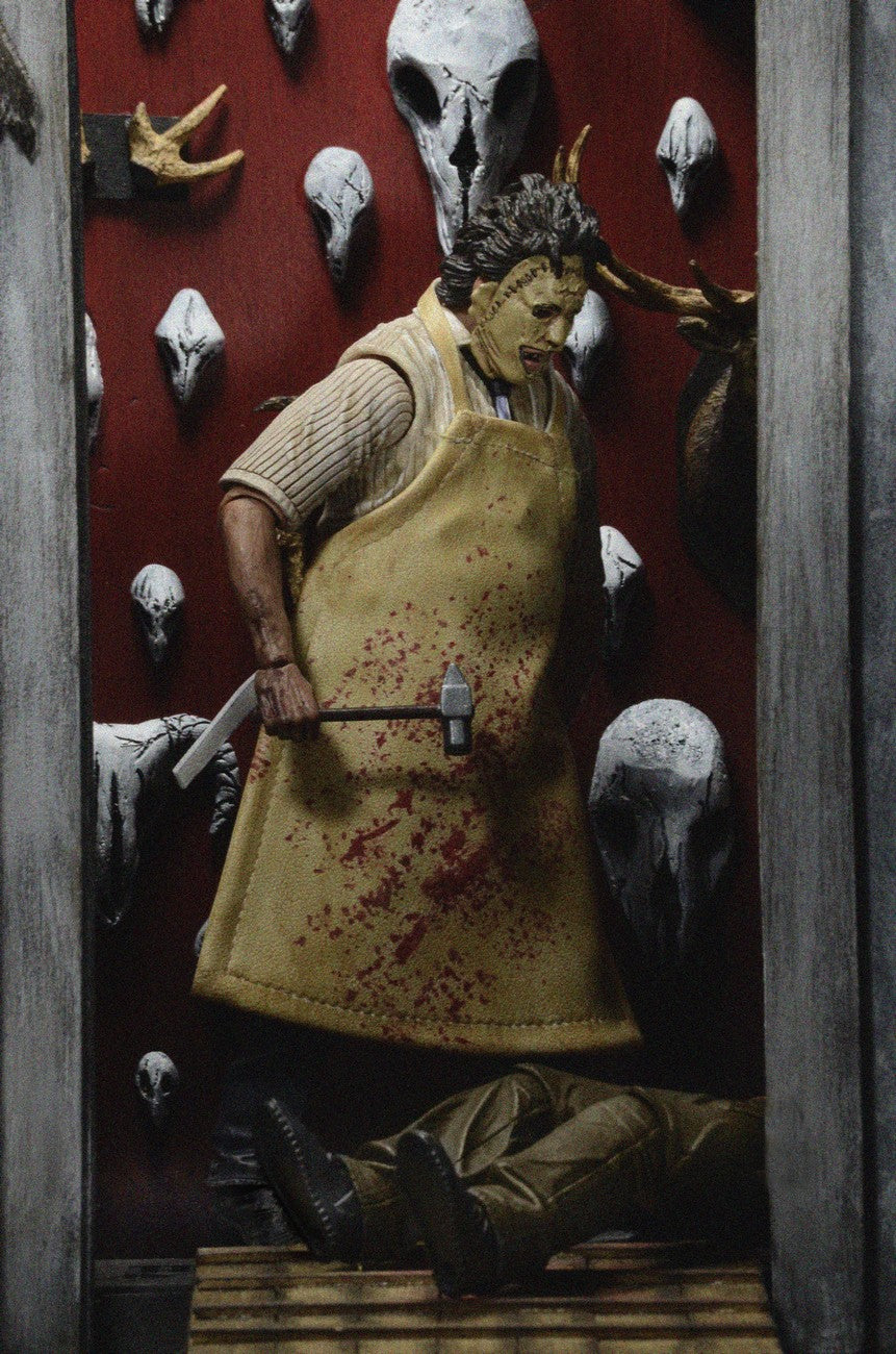 Neca 7" Scale Ultimate Action Figure Texas Chainsaw Massacre Leatherface